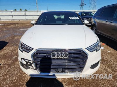 Piąte zdjęcie samochodu w środku: 2017 AUDI A3 PREMIUM VIN:WAUB8GFF6H1017894 - miniatura