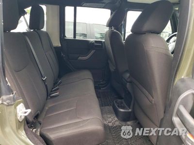 Zdjęcie 10 z 12 samochodu: 2016 JEEP WRANGLER UNLIMITED SPORT VIN:1C4BJWDG3GL107939 - miniatura