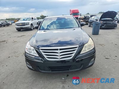 Piąte zdjęcie samochodu w środku: 2011 HYUNDAI GENESIS 4.6L VIN:KMHGC4DF2BU124385 - miniatura