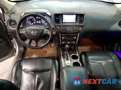 Zdjęcie 8 z 13 samochodu: 2013 NISSAN PATHFINDER S VIN:5N1AR2MM1DC606829 - miniatura