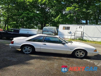 Zdjęcie 9 z 10 samochodu: 1990 FORD MUSTANG LX VIN:1FACP41E2LF225196 - miniatura