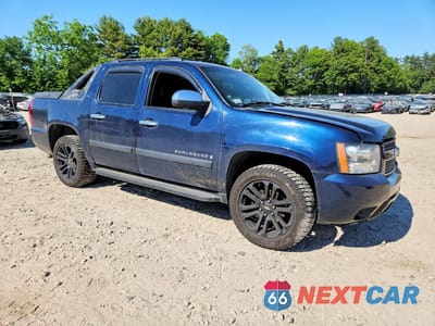 Czwarte zdjęcie samochodu z boku: 2008 CHEVROLET AVALANCHE K1500 VIN:3GNFK12318G139991 - miniatura