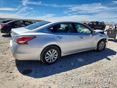 Trzecie zdjęcie samochodu z tyłu: 2013 NISSAN ALTIMA 2.5/S/SV/SL VIN:1N4AL3AP0DN426519 - miniatura
