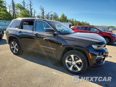 Czwarte zdjęcie samochodu z boku: 2025 JEEP GRAND CHEROKEE 4XE VIN:1C4RJYB63S8678489 - miniatura