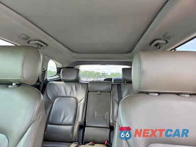 Zdjęcie 10 z 13 samochodu: 2017 HYUNDAI SANTA FE SE ULTIMATE VIN:KM8SR4HF7HU167969 - miniatura