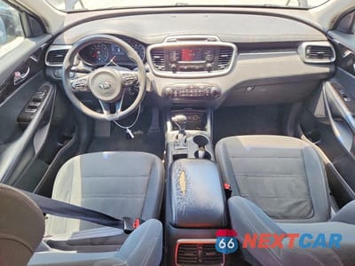 Zdjęcie 8 z 13 samochodu: 2017 KIA SORENTO LX VIN:5XYPG4A33HG193745 - miniatura