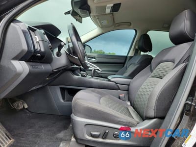 Zdjęcie 7 z 14 samochodu: 2022 NISSAN PATHFINDER SV VIN:5N1DR3BC2NC216563 - miniatura