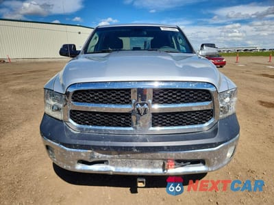 Piąte zdjęcie samochodu w środku: 2017 RAM 1500 ST VIN:1C6RR7ST1HS643655 - miniatura