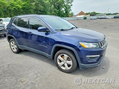 Czwarte zdjęcie samochodu z boku: 2018 JEEP COMPASS LATITUDE VIN:3C4NJDBBXJT262752 - miniatura