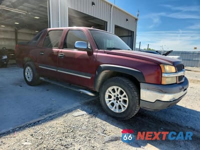 Czwarte zdjęcie samochodu z boku: 2004 CHEVROLET AVALANCHE C1500 VIN:3GNEC12T64G197422 - miniatura