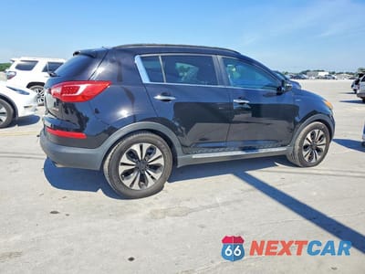 Trzecie zdjęcie samochodu z tyłu: 2012 KIA SPORTAGE SX VIN:KNDPCCA61C7277827 - miniatura