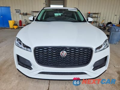Piąte zdjęcie samochodu w środku: 2023 JAGUAR F-PACE S VIN:SADCJ2EX0PA710133 - miniatura