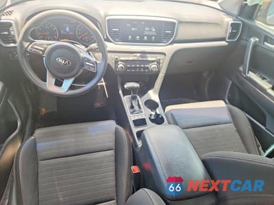Zdjęcie 8 z 12 samochodu: 2021 KIA SPORTAGE LX VIN:KNDPM3AC0M7922486 - miniatura