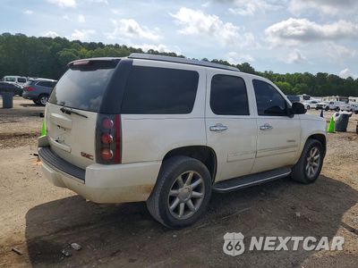 Trzecie zdjęcie samochodu z tyłu: 2012 GMC YUKON DENALI VIN:1GKS1EEF8CR293117 - miniatura
