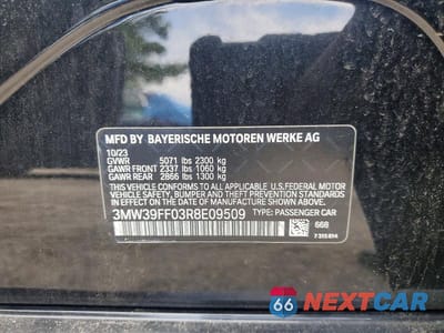 Zdjęcie 12 z 12 samochodu: 2024 BMW 330E VIN:3MW39FF03R8E09509 - miniatura