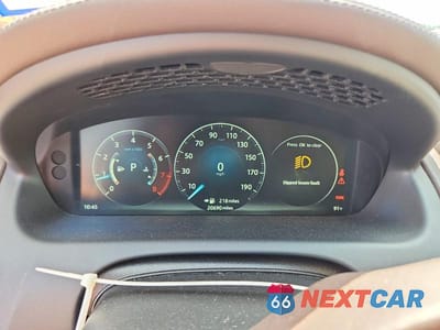 Zdjęcie 9 z 13 samochodu: 2019 JAGUAR XJ R - SPORT VIN:SAJWA1C78K8W19456 - miniatura