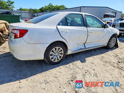 Trzecie zdjęcie samochodu z tyłu: 2012 TOYOTA CAMRY LE VIN:4T4BF1FK1CR205850 - miniatura