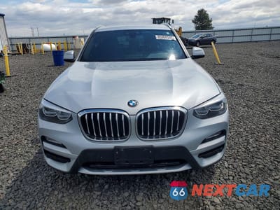 Piąte zdjęcie samochodu w środku: 2019 BMW X3 XDRIVE30I VIN:5UXTR9C55KLP89390 - miniatura