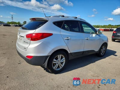 Trzecie zdjęcie samochodu z tyłu: 2013 HYUNDAI TUCSON GLS VIN:KM8JUCAC3DU594578 - miniatura
