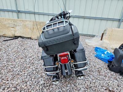 Czwarte zdjęcie samochodu z boku: 2006 HARLEY-DAVIDSON FLHTCUSE VIN:1HD1PRE1X6Y957024 - miniatura