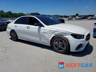 Czwarte zdjęcie samochodu z boku: 2021 MERCEDES-BENZ E 350 4MATIC VIN:W1KZF8EB9MB001842 - miniatura