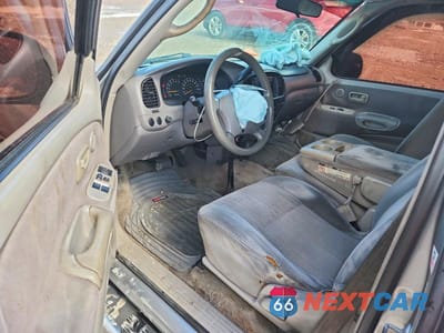 Zdjęcie 8 z 12 samochodu: 2004 TOYOTA TUNDRA ACCESS CAB SR5 VIN:5TBRT34124S448979 - miniatura