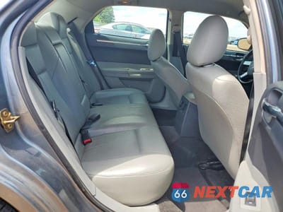 Zdjęcie 10 z 12 samochodu: 2006 CHRYSLER 300 TOURING VIN:2C3KA53G76H147145 - miniatura