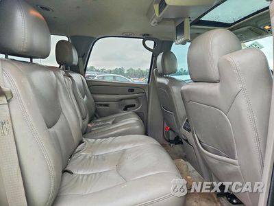 Zdjęcie 11 z 13 samochodu: 2005 CHEVROLET TAHOE C1500 VIN:1GNEC13T05R102207 - miniatura