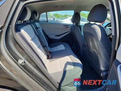 Zdjęcie 10 z 13 samochodu: 2020 HYUNDAI IONIQ SE VIN:KMHC75LC5LU233117 - miniatura