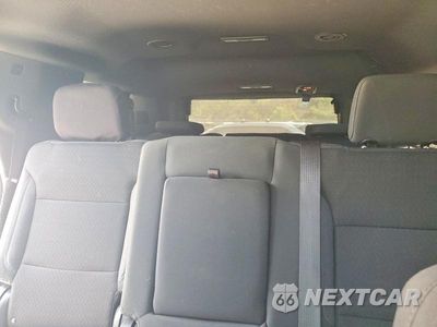 Zdjęcie 10 z 13 samochodu: 2023 CHEVROLET TAHOE K1500 LS VIN:1GNSKMKD3PR240652 - miniatura