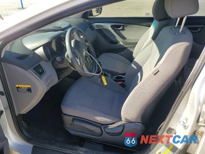 Zdjęcie 7 z 13 samochodu: 2015 HYUNDAI ELANTRA SE VIN:KMHDH4AE2FU229448 - miniatura