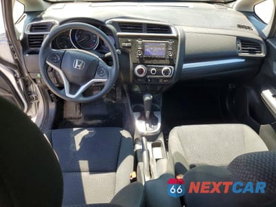 Zdjęcie 8 z 13 samochodu: 2020 HONDA FIT LX VIN:3HGGK5H48LM729024 - miniatura