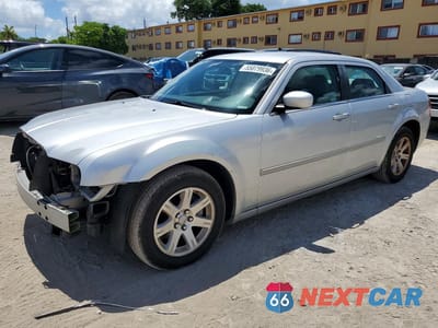 2007 CHRYSLER 300 TOURING 2C3KA53G47H632652 - główne zdjęcie licytacji z USA - miniatura