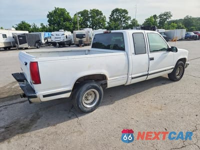 Trzecie zdjęcie samochodu z tyłu: 1998 GMC SIERRA C1500 VIN:2GTEC19R1W1523058 - miniatura