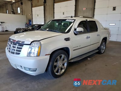 2011 CADILLAC ESCALADE EXT LUXURY 3GYT4MEFXBG194230 - główne zdjęcie licytacji z USA - miniatura