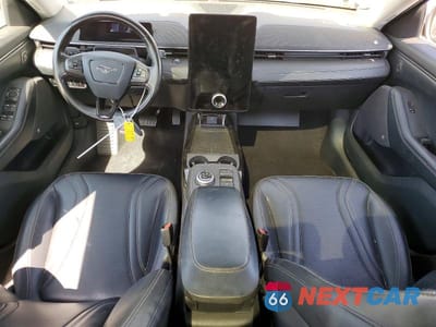 Zdjęcie 8 z 13 samochodu: 2023 FORD MUSTANG MACH -E PREMIUM VIN:3FMTK3SU3PMA97240 - miniatura