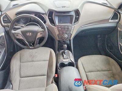 Zdjęcie 8 z 13 samochodu: 2018 HYUNDAI SANTA FE SE VIN:KM8SM4HF5JU278069 - miniatura