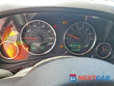 Zdjęcie 9 z 14 samochodu: 2013 JEEP WRANGLER SAHARA VIN:1C4AJWBG3DL593081 - miniatura