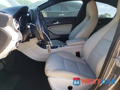 Zdjęcie 7 z 12 samochodu: 2015 MERCEDES-BENZ CLA 250 VIN:WDDSJ4EB9FN273544 - miniatura