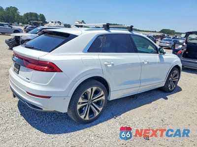 Trzecie zdjęcie samochodu z tyłu: 2021 AUDI Q8 PRESTIGE VIN:WA1CVAF18MD025824 - miniatura