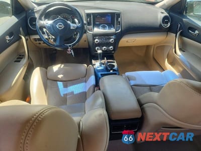 Zdjęcie 8 z 12 samochodu: 2014 NISSAN MAXIMA 3.5 SV VIN:1N4AA5AP1EC489210 - miniatura