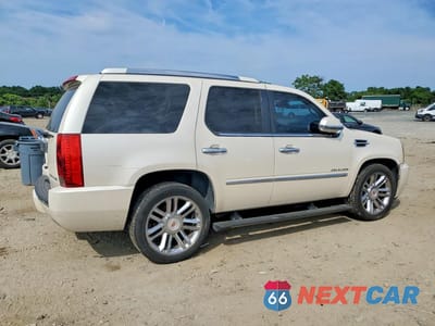 Trzecie zdjęcie samochodu z tyłu: 2013 CADILLAC ESCALADE PLATINUM VIN:1GYS4DEF9DR320530 - miniatura