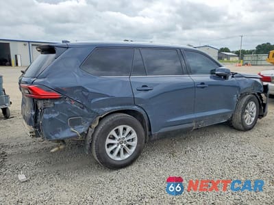Trzecie zdjęcie samochodu z tyłu: 2024 TOYOTA GRAND HIGHLANDER XLE VIN:5TDAAAA54RS008470 - miniatura