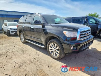 Czwarte zdjęcie samochodu z boku: 2011 TOYOTA SEQUOIA LIMITED VIN:5TDJY5G12BS045644 - miniatura