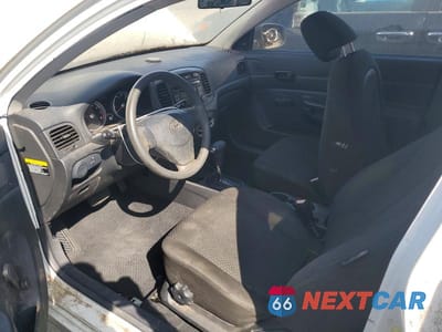 Zdjęcie 8 z 12 samochodu: 2011 HYUNDAI ACCENT GL VIN:KMHCM3AC1BU186571 - miniatura