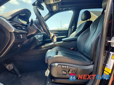 Zdjęcie 7 z 13 samochodu: 2018 BMW X5 XDR40E VIN:5UXKT0C53J0V98270 - miniatura