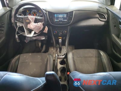Zdjęcie 8 z 14 samochodu: 2018 CHEVROLET TRAX 1LT VIN:3GNCJPSB6JL330500 - miniatura