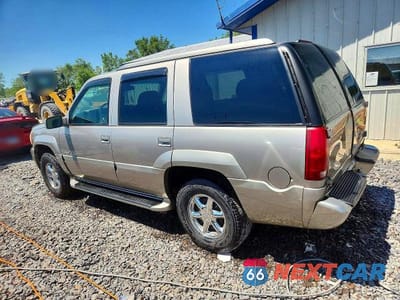 Drugie zdjęcie samochodu z przodu: 2000 CADILLAC ESCALADE VIN:1GYEK13RXYR112967 - miniatura