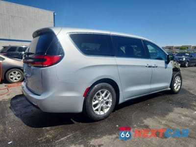 Trzecie zdjęcie samochodu z tyłu: 2024 CHRYSLER PACIFICA TOURING L VIN:2C4RC1BG5RR156228 - miniatura