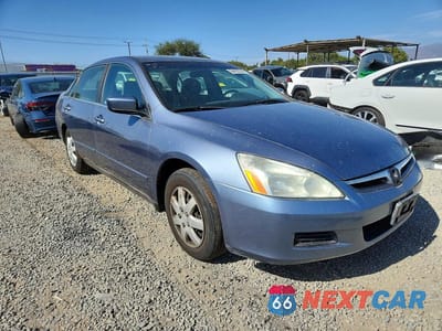 Czwarte zdjęcie samochodu z boku: 2007 HONDA ACCORD LX VIN:1HGCM564X7A037376 - miniatura